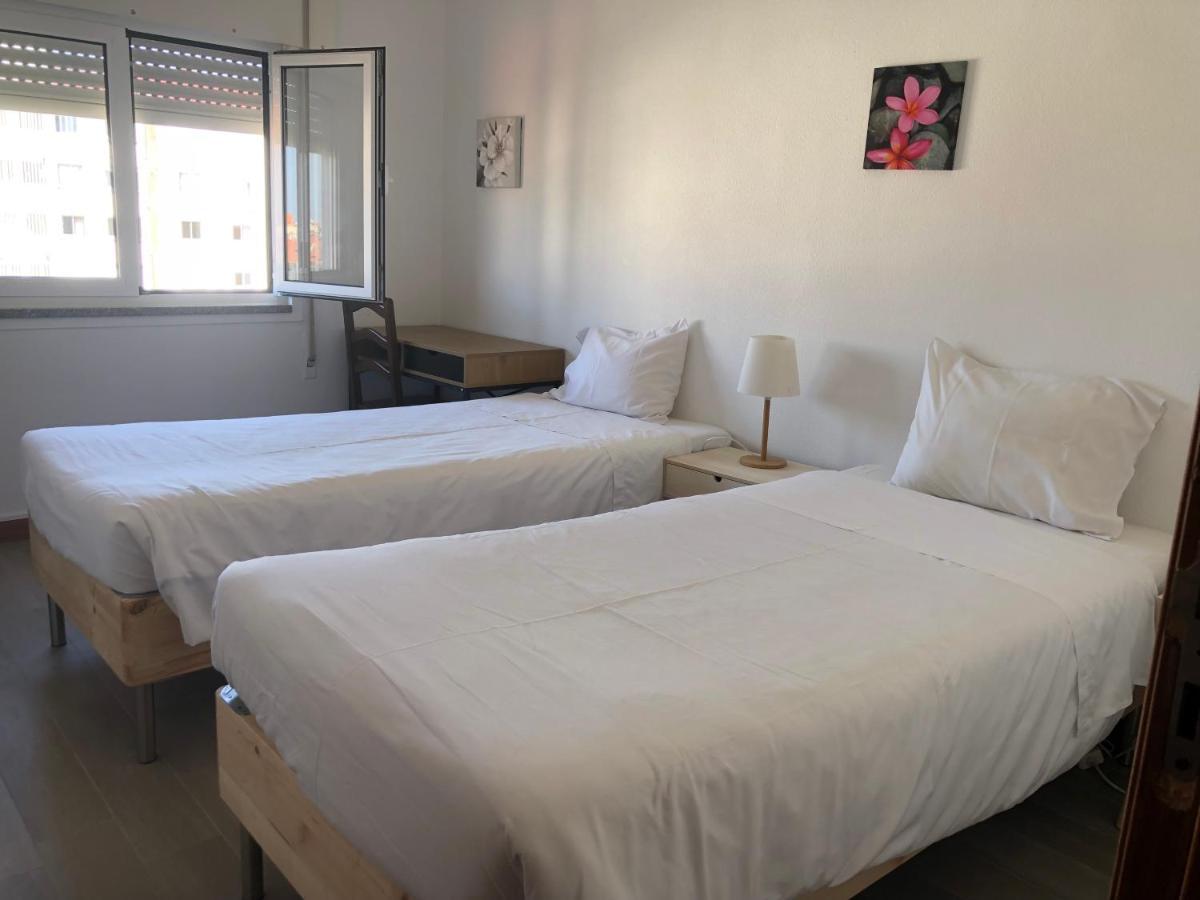 Santiago Guesthouse อาเวโร ภายนอก รูปภาพ